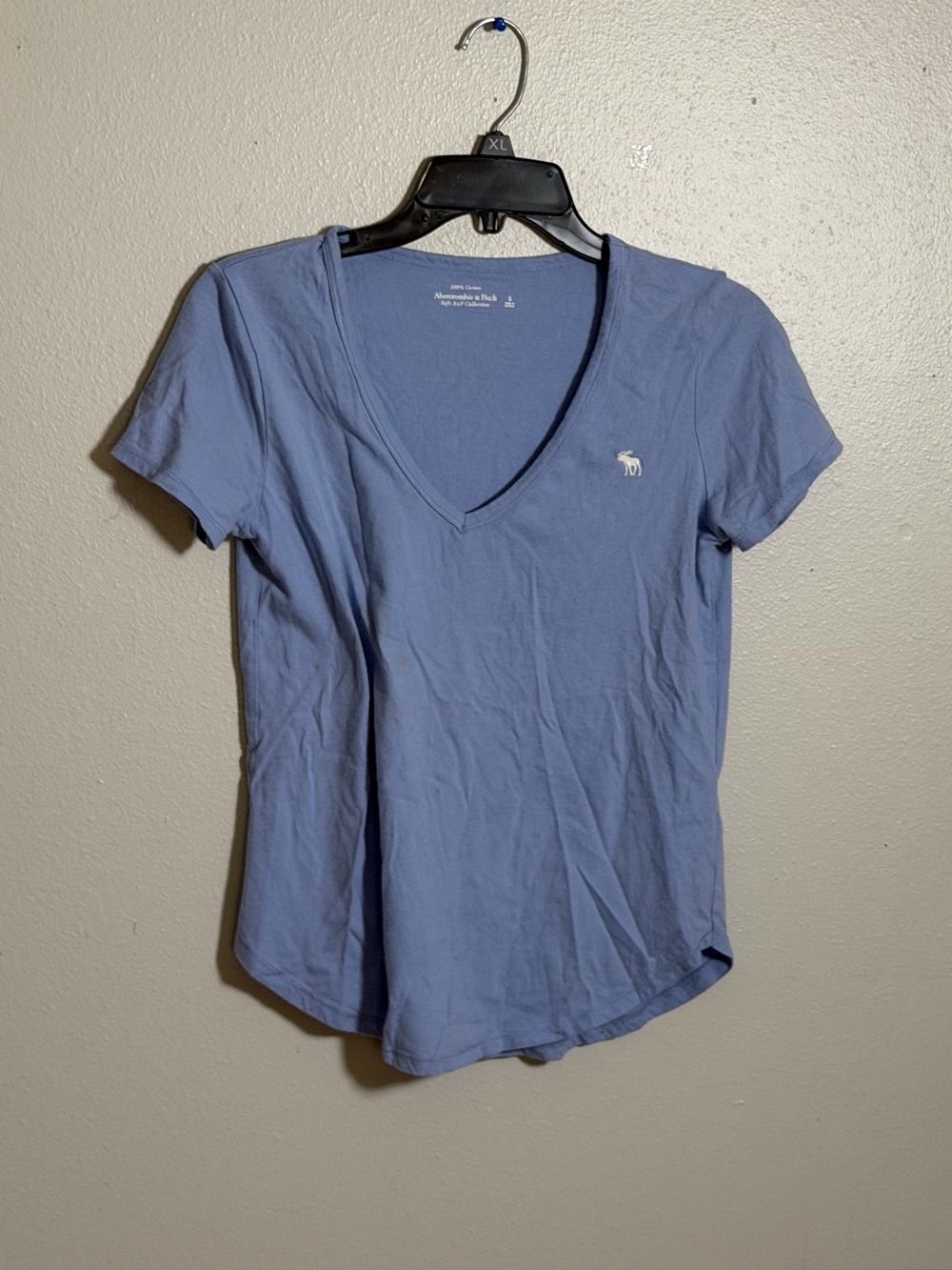 Abercrombie‎ & Fitch Women’s Casual Minimalist Light Blue V-Neck Tee size S